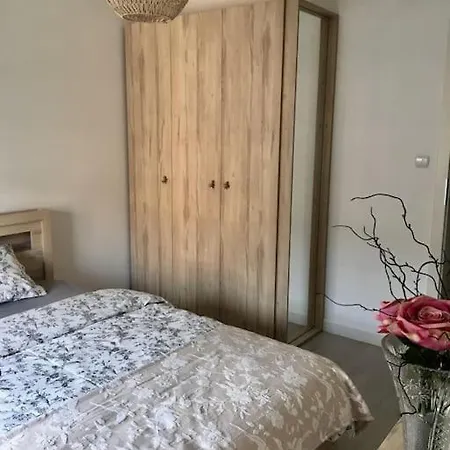 New In Downtown /parking Слупск